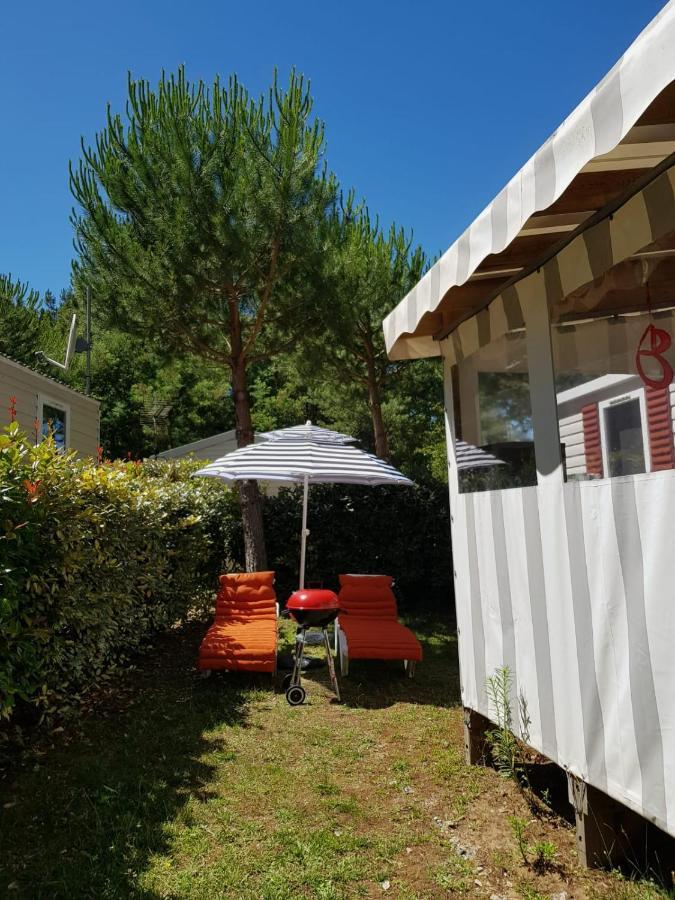 4 Star Village Cozy Chalet Near Beach Saint-Brévin-les-Pins Exteriör bild