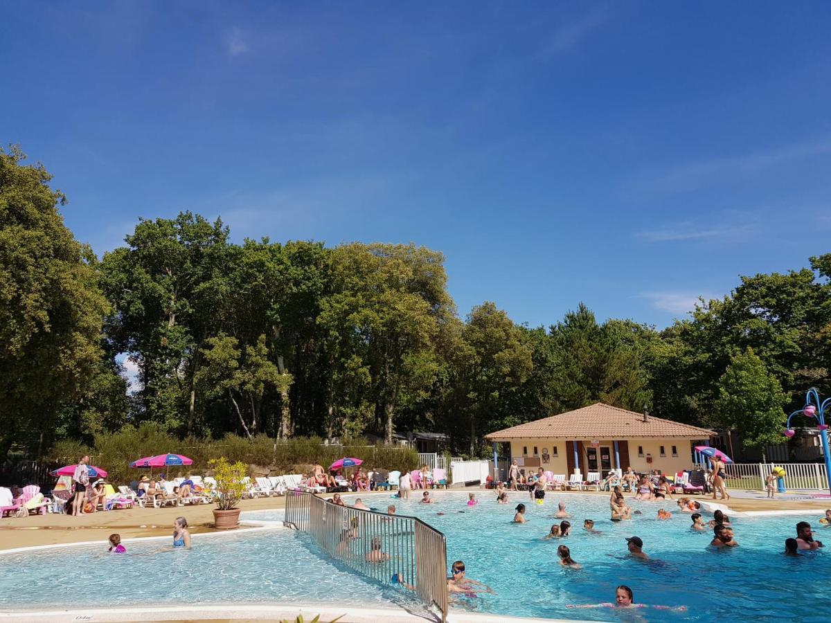 4 Star Village Cozy Chalet Near Beach Saint-Brévin-les-Pins Exteriör bild