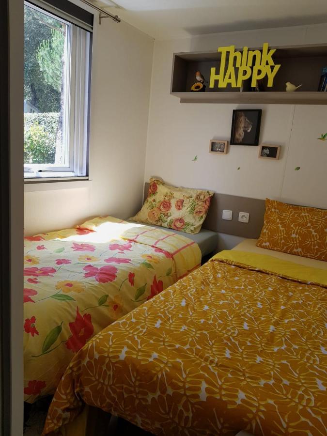 4 Star Village Cozy Chalet Near Beach Saint-Brévin-les-Pins Exteriör bild