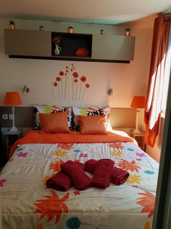 4 Star Village Cozy Chalet Near Beach Saint-Brévin-les-Pins Exteriör bild